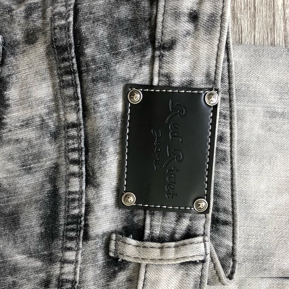 Red Rivet Jeans - Picture 4 of 5